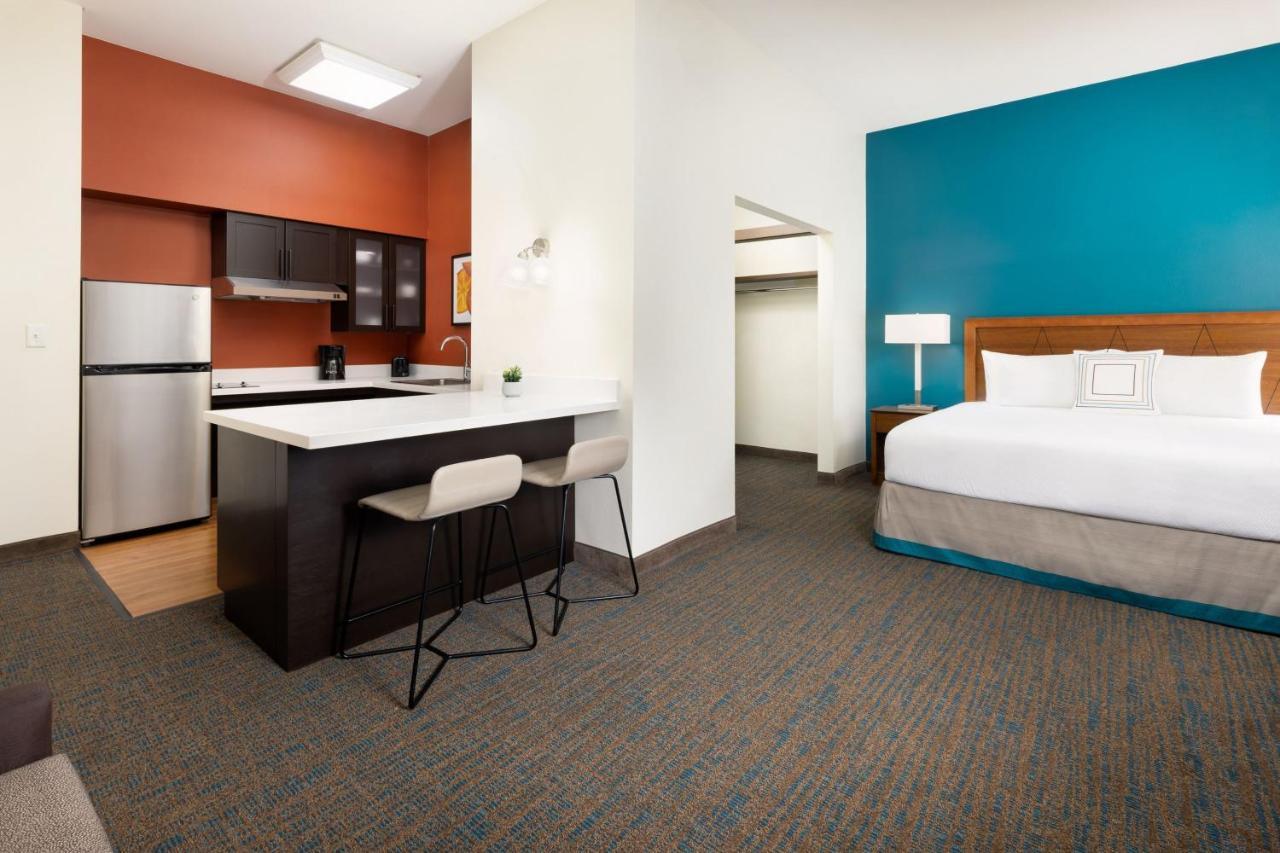 Residence Inn Des Moines West At Jordan Creek Town Center West Des Moines Exterior photo